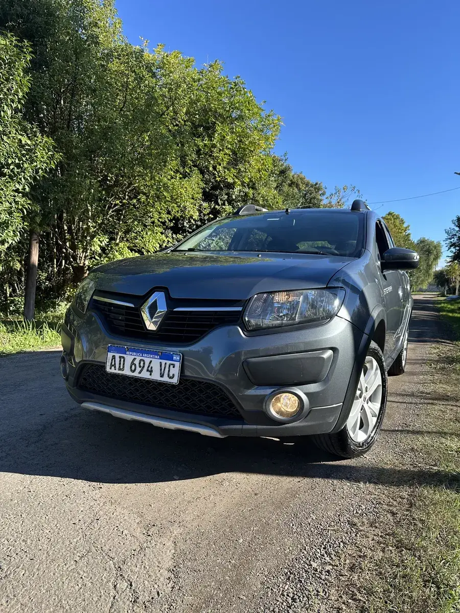 Renault Sandero Stepway 1.6 Privilege 105Cv Nac 2018 - foto 2