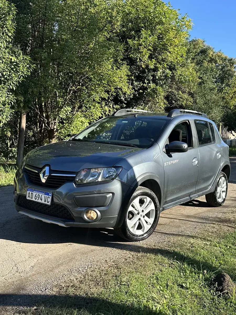 Renault Sandero Stepway 1.6 Privilege 105Cv Nac 2018 - foto 3