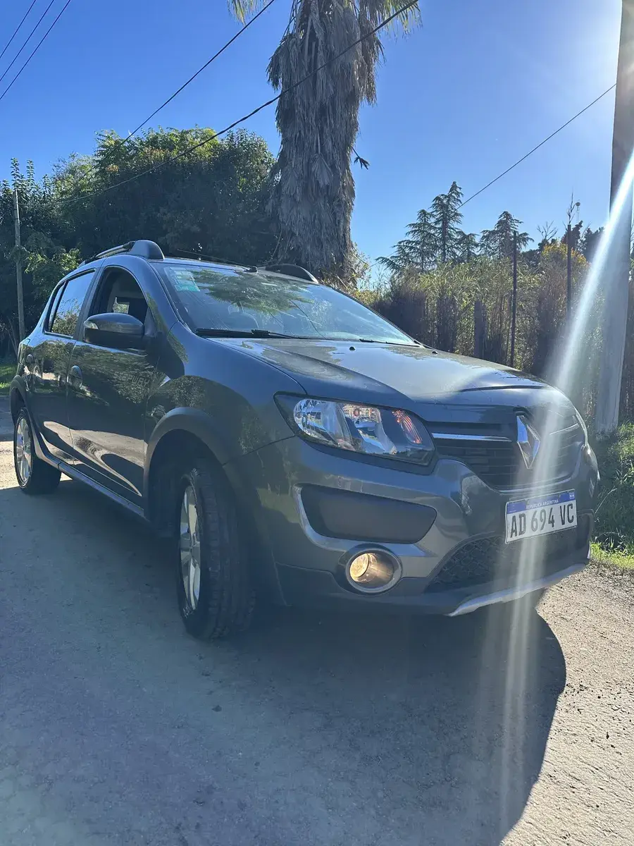 Renault Sandero Stepway 1.6 Privilege 105Cv Nac 2018 - foto 4