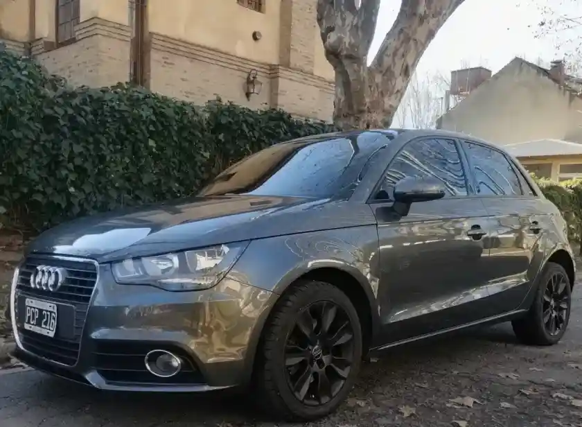 Audi A1 Sportback 1.4 Ambition Tfsi Stronic 2015 - foto 1