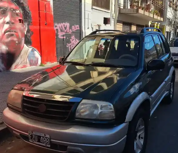 Suzuki Grand Vitara J 2.0 A Naftera 2005 - foto 1