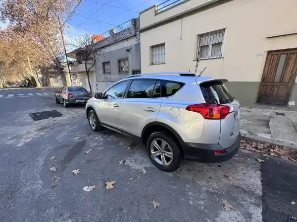 Toyota Rav4 2.0 4X2 Vx Cvt 2016 - foto 3
