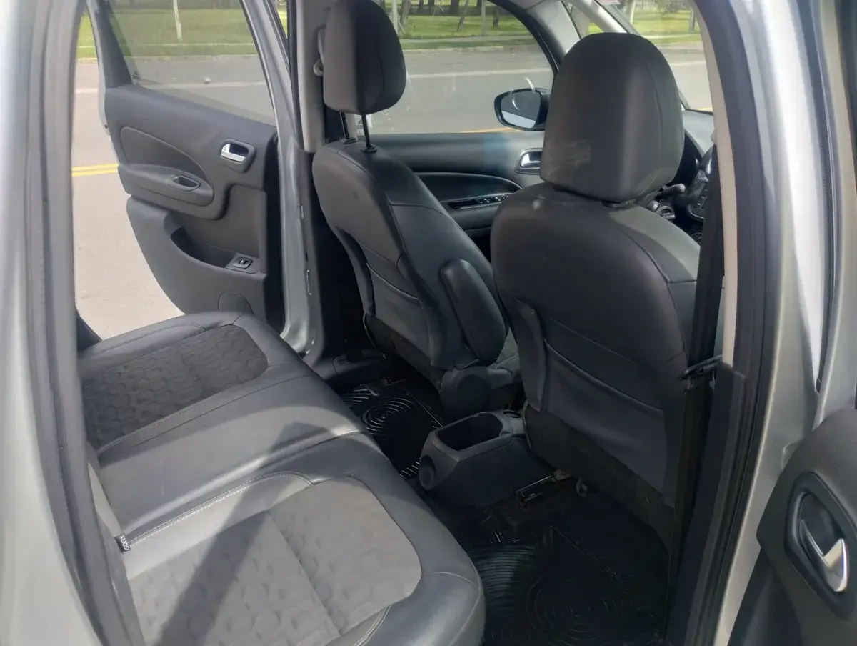 Citroën C3 Aircross 1.6 Vti 115 Shine At 2019 - foto 5
