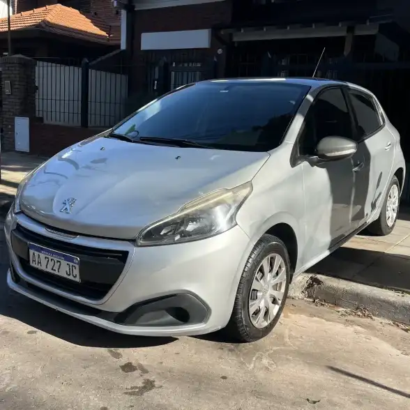 Peugeot 208 1.5 Active 2016 - foto 1