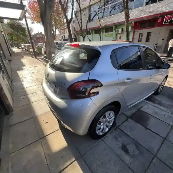 Peugeot 208 1.5 Active 2016 - foto 5