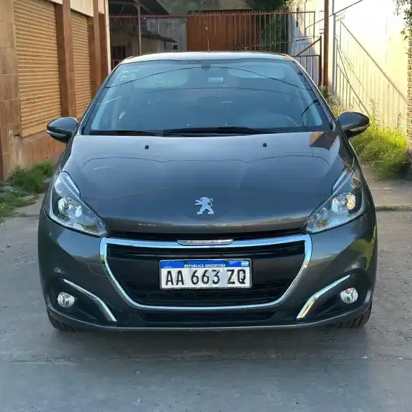 Peugeot 208 1.5 Allure Touchscreen 2016 - foto 2