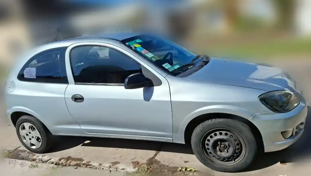 Chevrolet Celta 2012 - foto 1