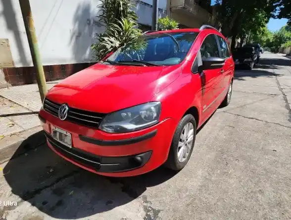 Volkswagen Suran 1.6 Limited Edition 2014 - foto 1