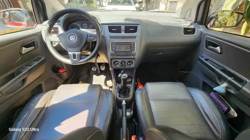 Volkswagen Suran 1.6 Limited Edition 2014 - foto 4