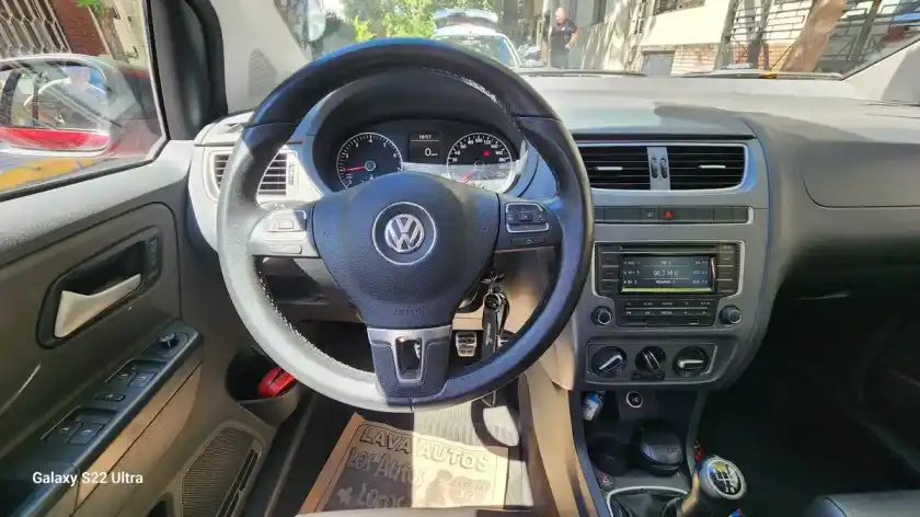 Volkswagen Suran 1.6 Limited Edition 2014 - foto 5