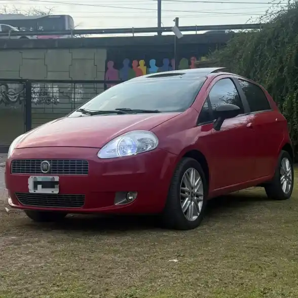 Fiat Punto 1.6 Essence Pack Tech 2011 - foto 1