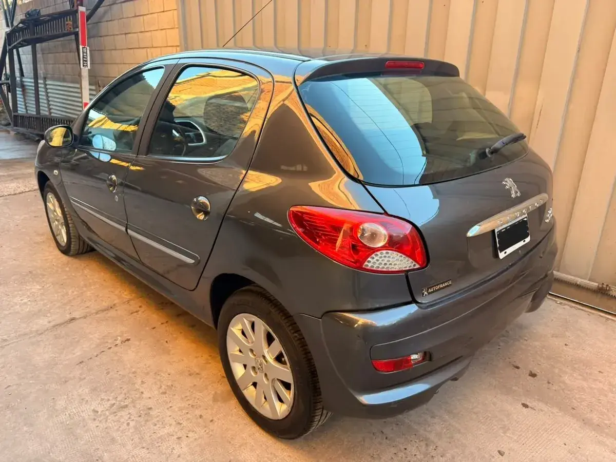 Peugeot 207 Compact 1.6 Xs 2012 - foto 3