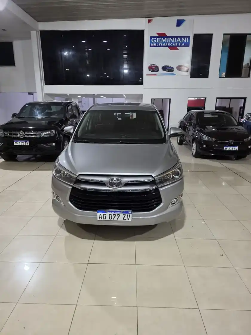 Toyota Innova 2.7 Srv 6At 8A 2018 - foto 4
