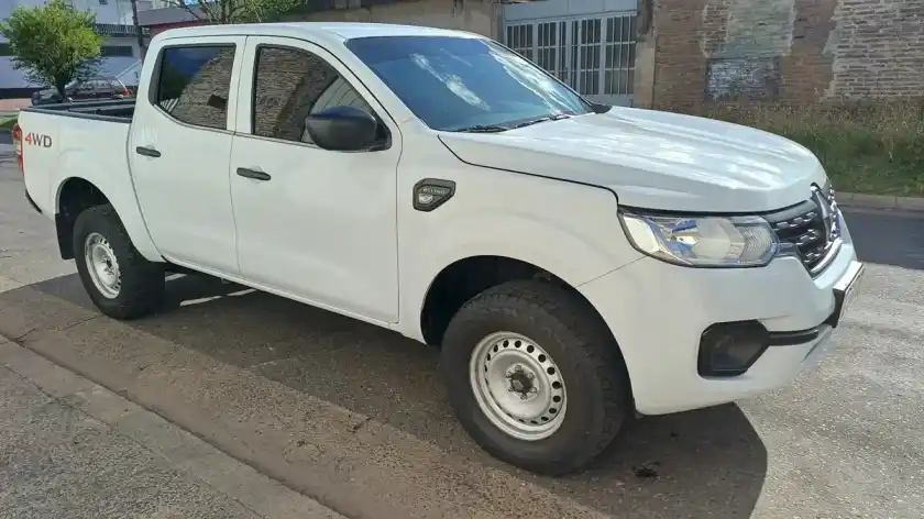 Renault Alaskan 2.3T 16V Confort Mt 4X4 2022 - foto 4