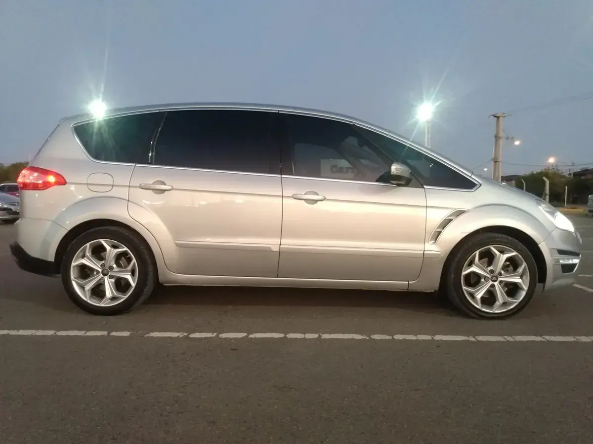 Ford S-Max 2.3 Titanium 2011 - foto 3