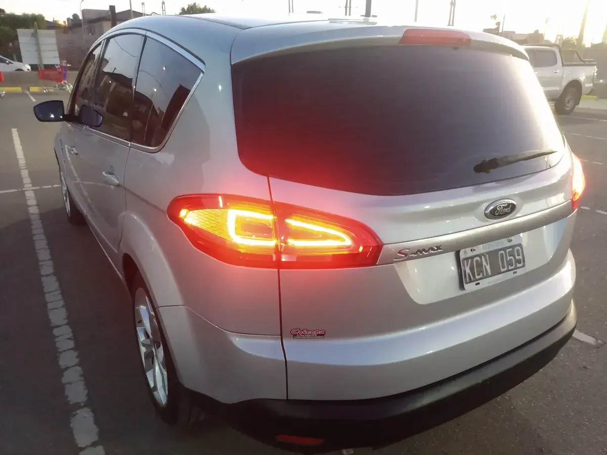 Ford S-Max 2.3 Titanium 2011 - foto 4
