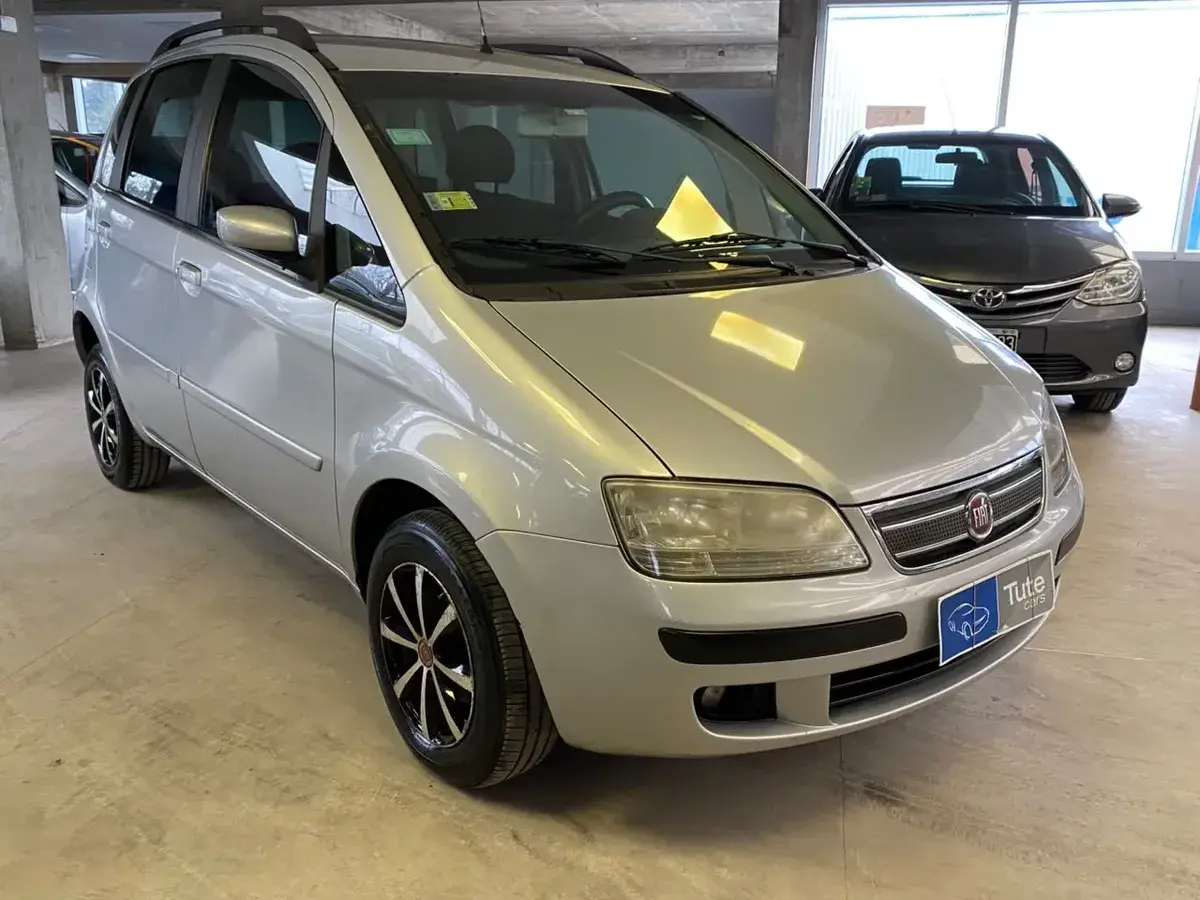 Fiat Idea 1.4 Elx Mp3 2010 - foto 3