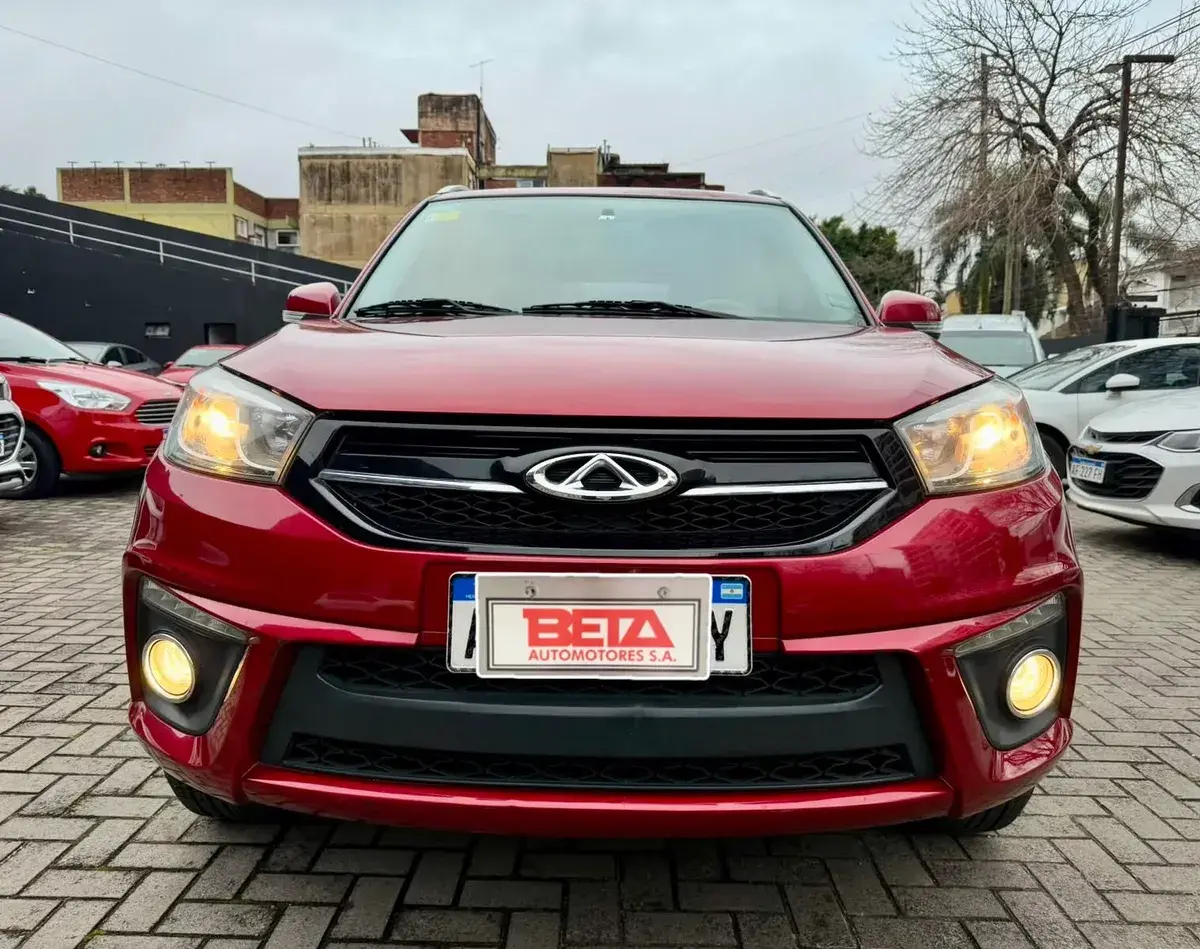 Chery Tiggo 3 1.6 4X2 Luxury L17 2018 - foto 3