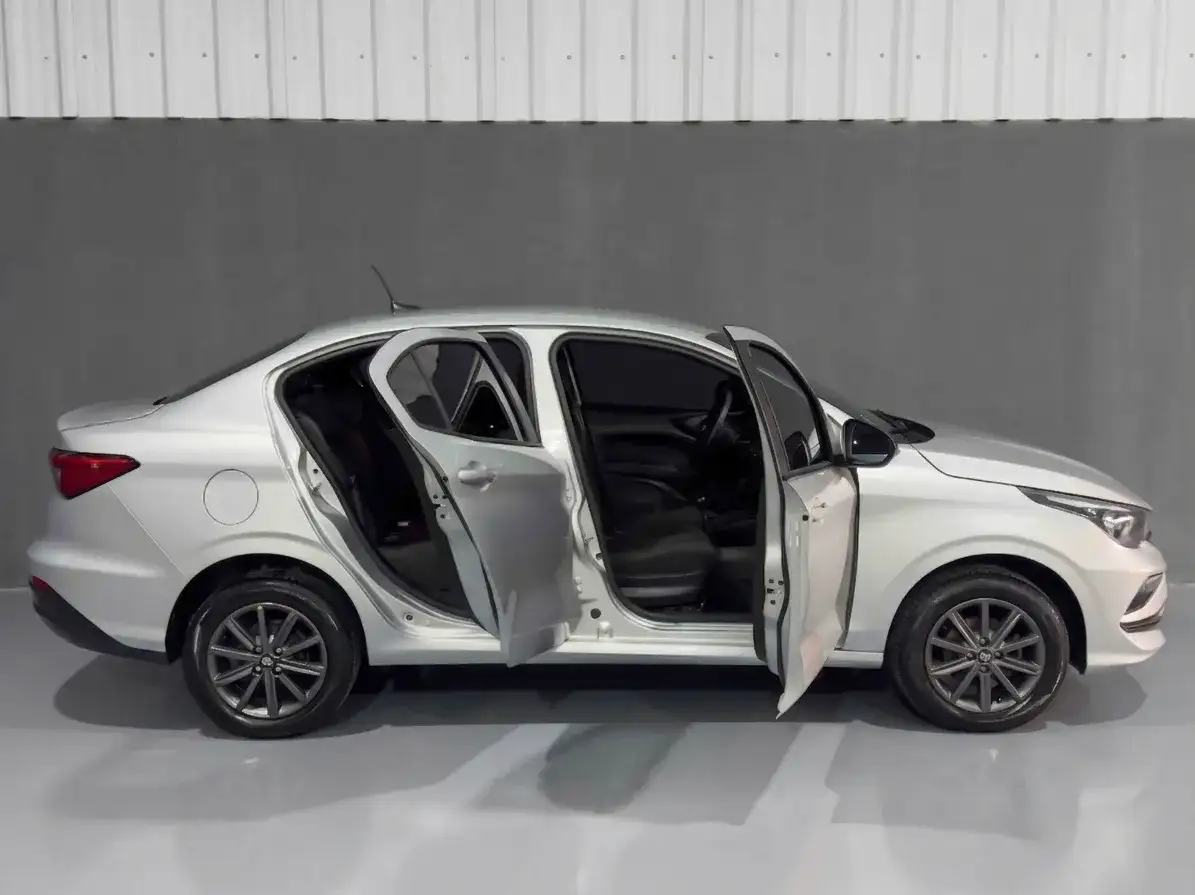 Fiat Cronos 1.3 Drive Mt 2023 - foto 5