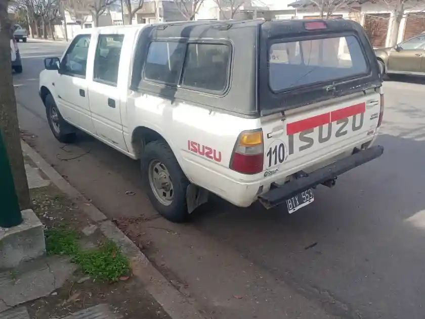 Isuzu Pick Up 3.1 D/C Turbo Aa 1998 - foto 5