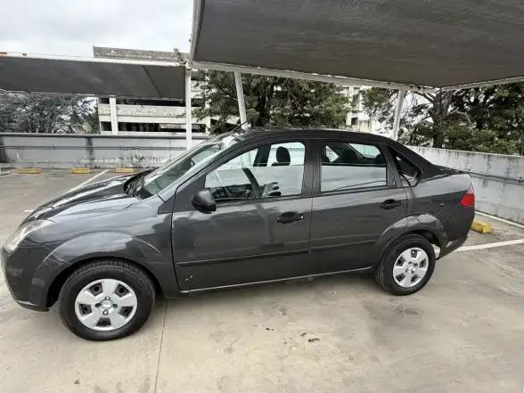 Ford Fiesta Max 1.6 Max Amb 2009 - foto 4