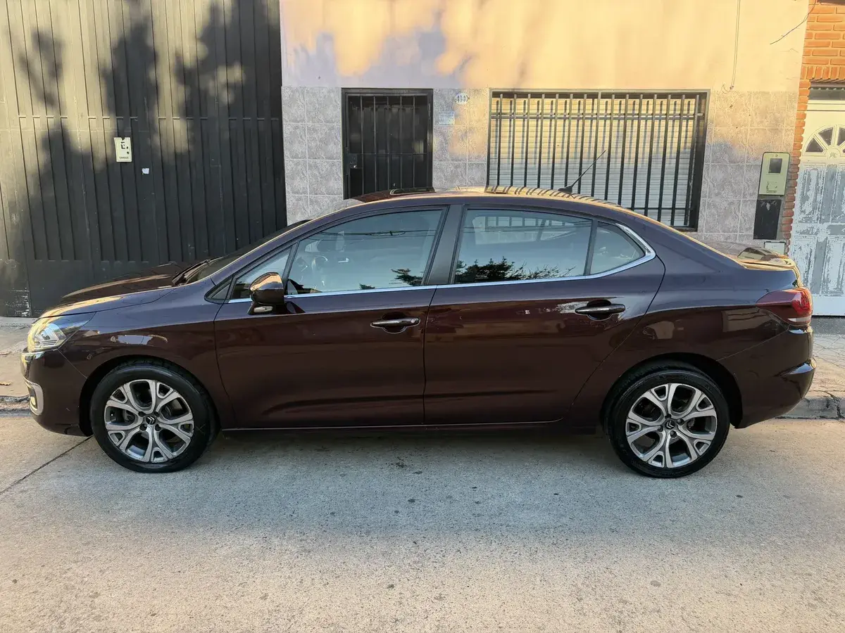 Citroën C4 Lounge 1.6 Thp 165 At6 Shine 2018 - foto 5