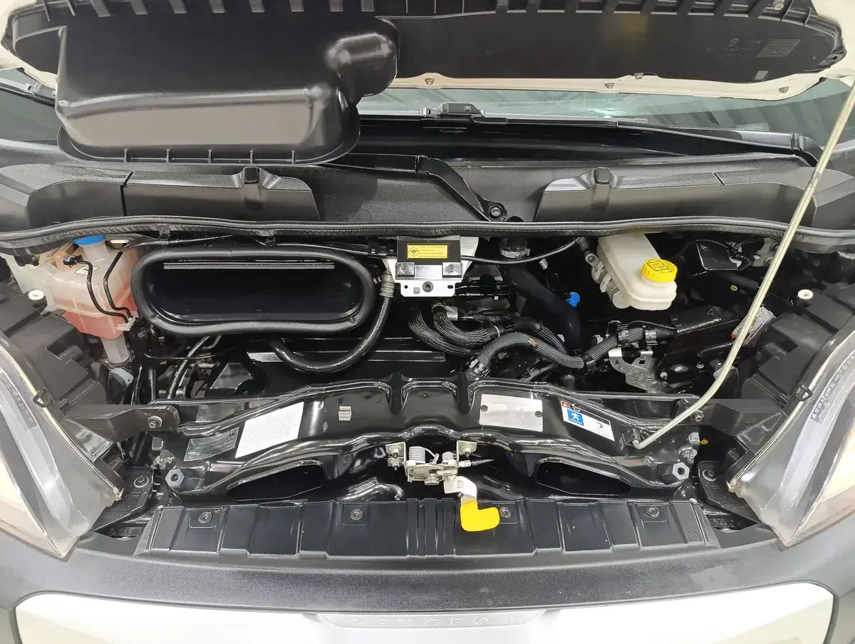 Peugeot Boxer 2.2 Hdi 435L Cc Premium 2018 - foto 5