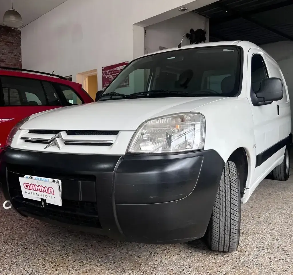 Citroën Berlingo Furgon 1.6 Bussines Hdi 92Cv Am54 2015 - foto 1