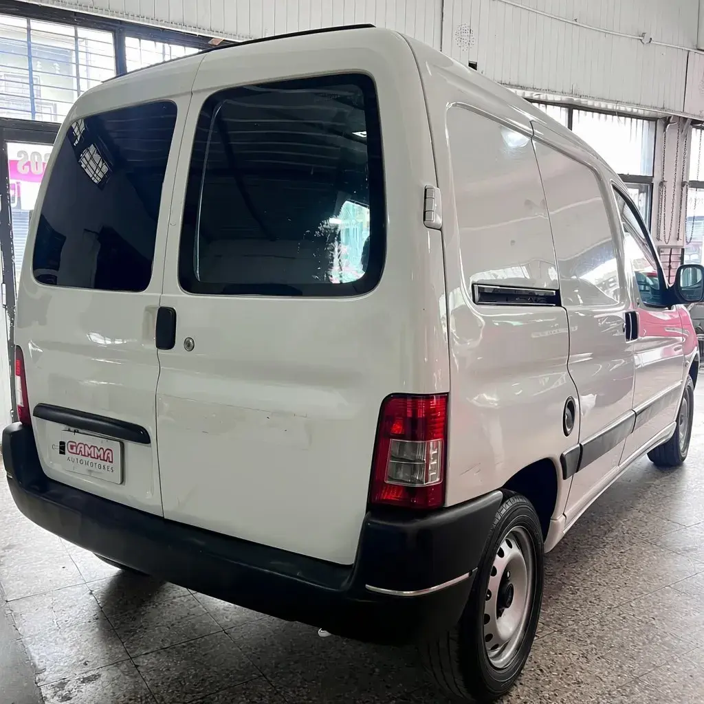 Citroën Berlingo Furgon 1.6 Bussines Hdi 92Cv Am54 2015 - foto 4