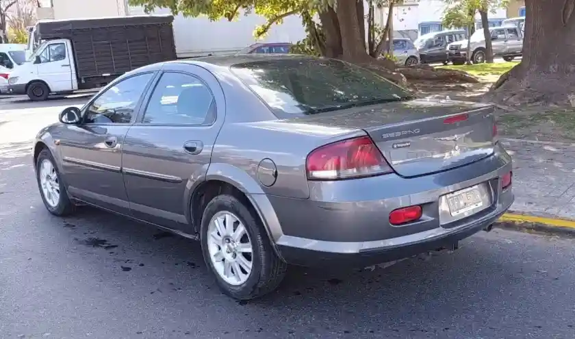 Chrysler Sebring Limited 2.7L 2005 - foto 2