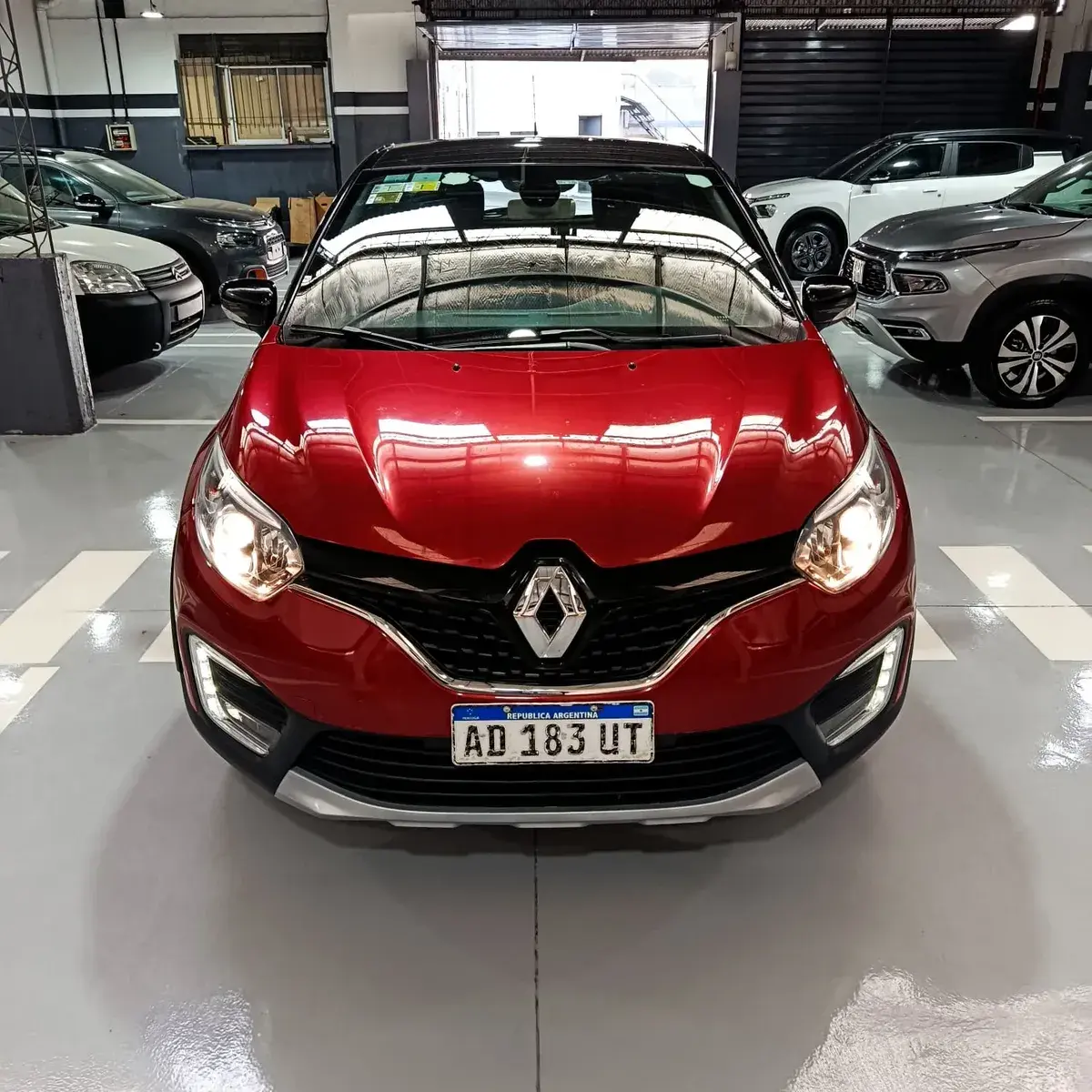 Renault Captur 2.0 Intens Automática 2018 - foto 4