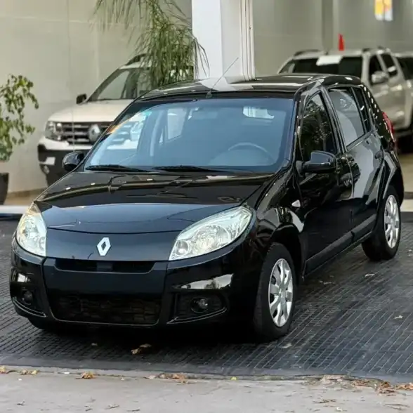 Renault Sandero 1.6 Expression 105Cv 2013 - foto 1