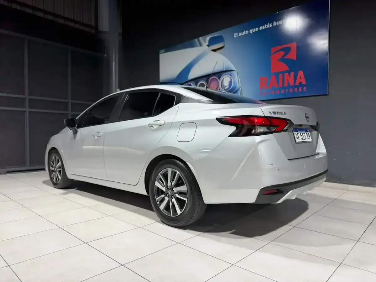 Nissan Versa 1.6 Advance At 2022 - foto 4