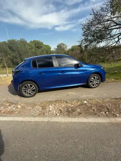 Peugeot 208 1.6 Allure Pack 2023 - foto 4