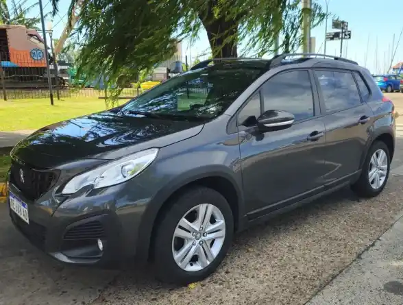 Peugeot 2008 1.6 Allure Am20 2021 - foto 1