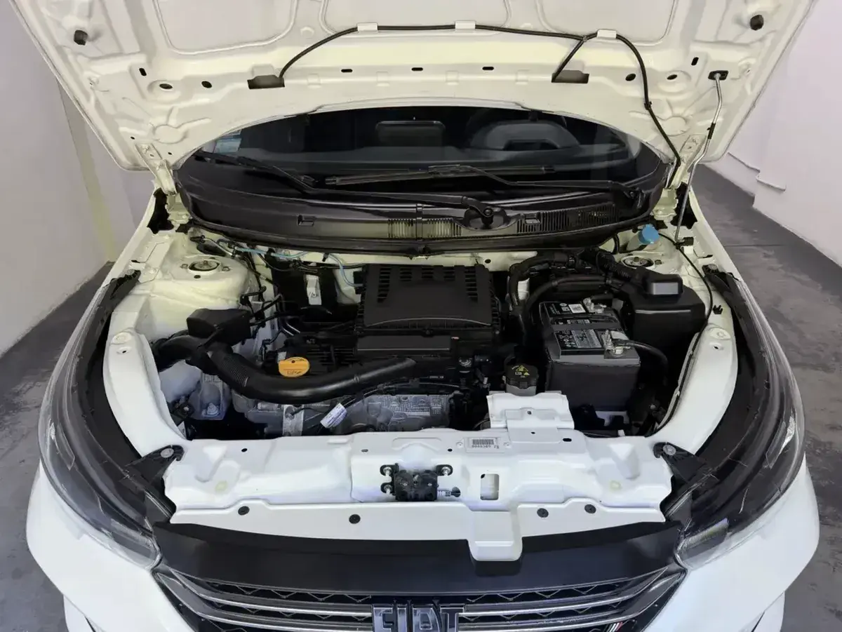 Fiat Cronos 1.3 Drive Mt 2023 - foto 4