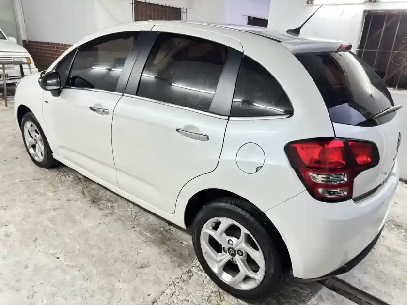 Citroën C3 1.6 Exclusive Vti 115Cv 2015 - foto 3