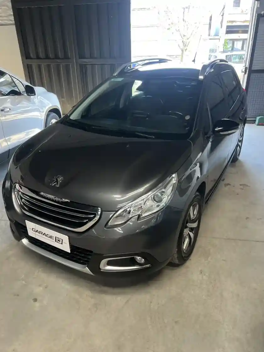 Peugeot 2008 1.6 Feline 2019 - foto 1