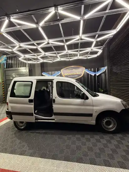 Citroën Berlingo Furgon 1.4 Bussines 75Cv Mixto 2016 - foto 2