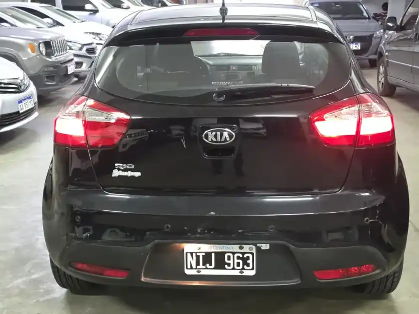 Kia Rio 1.4 Ex 109Cv 4At 2013 - foto 5