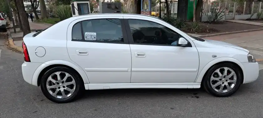 Chevrolet Astra 2.0 Gls 2011 - foto 4