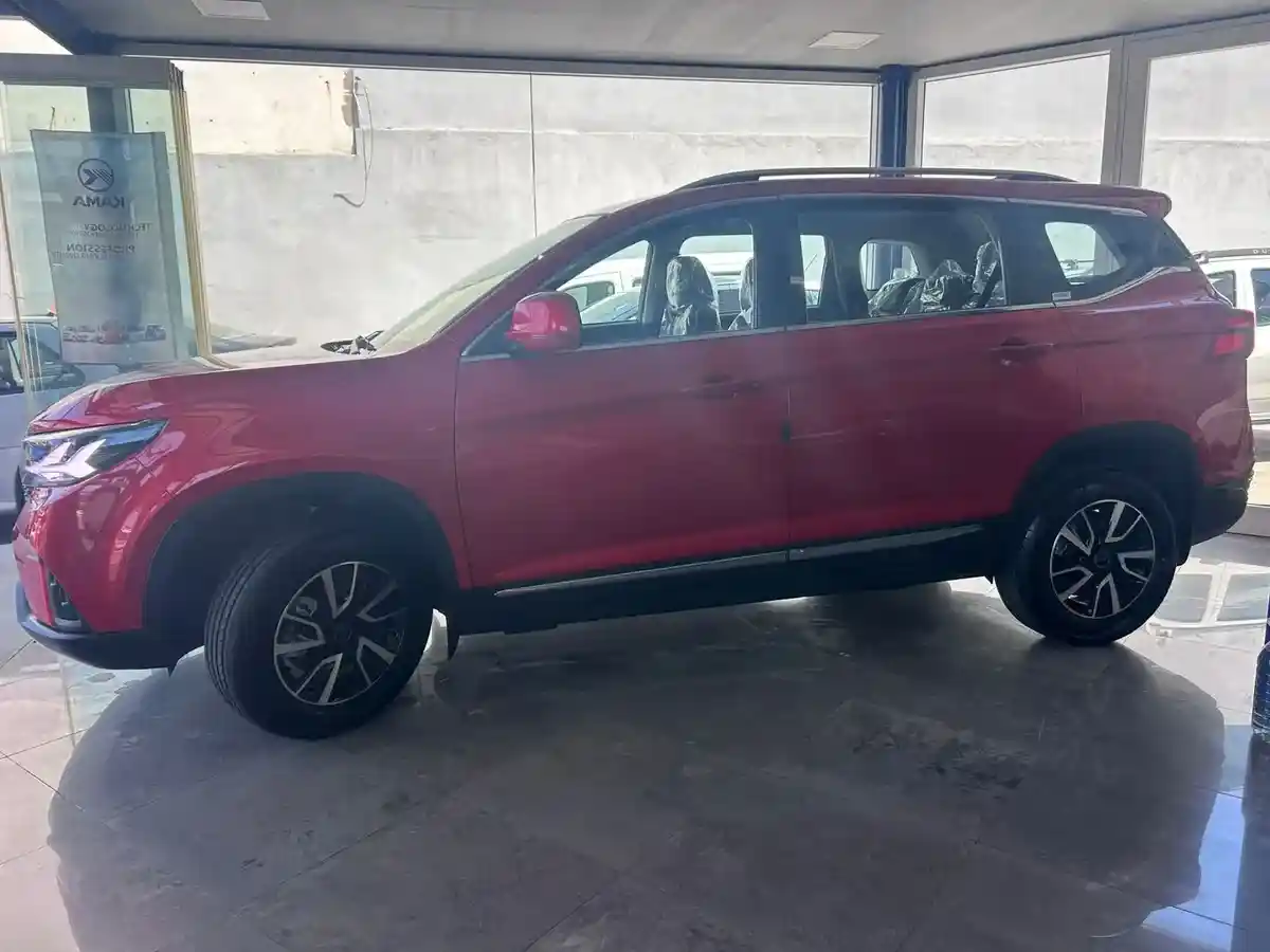 Forthing T5 1.6 Mt 2026 - foto 3