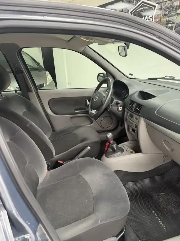 Renault Symbol 1.6 Luxe 2011 - foto 5