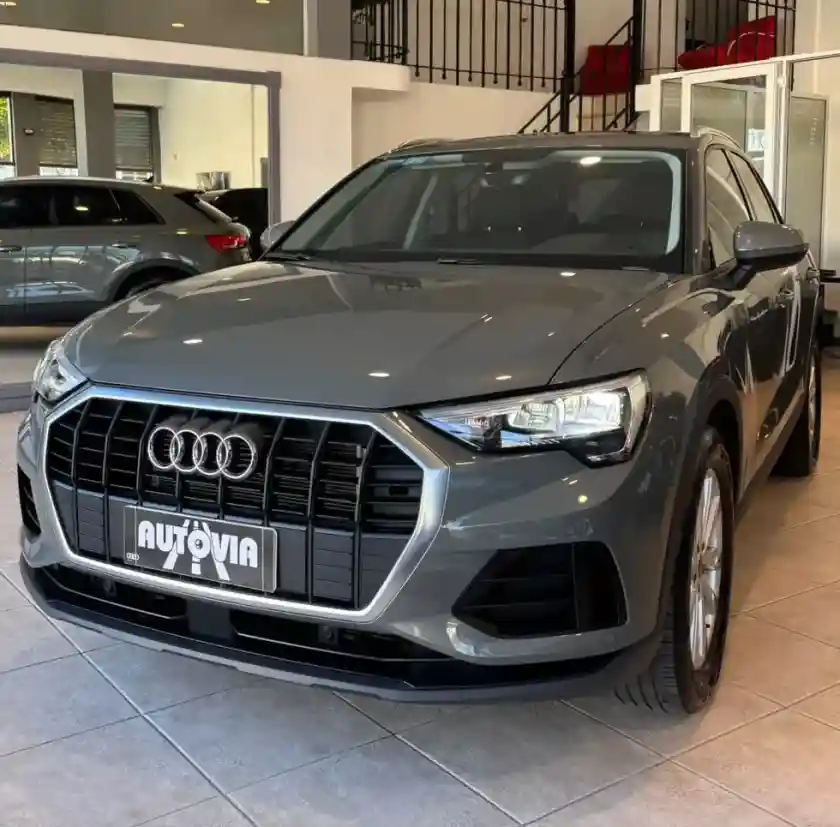 Audi Q3 2024 - foto 1