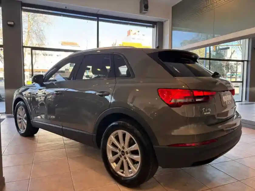 Audi Q3 1.4 35Tfsi 150Cv At 2024 - foto 4