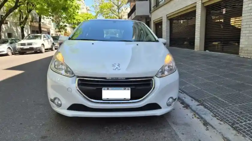 Peugeot 208 1.5 Allure Touchscreen 2016 - foto 2