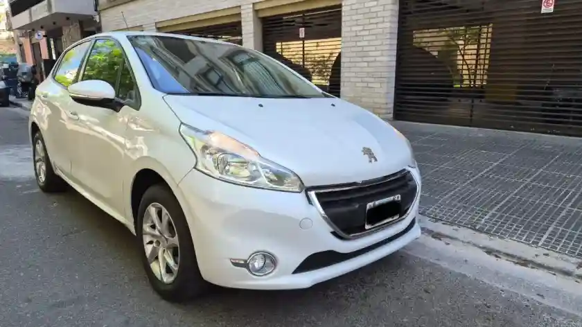 Peugeot 208 1.5 Allure Touchscreen 2016 - foto 3