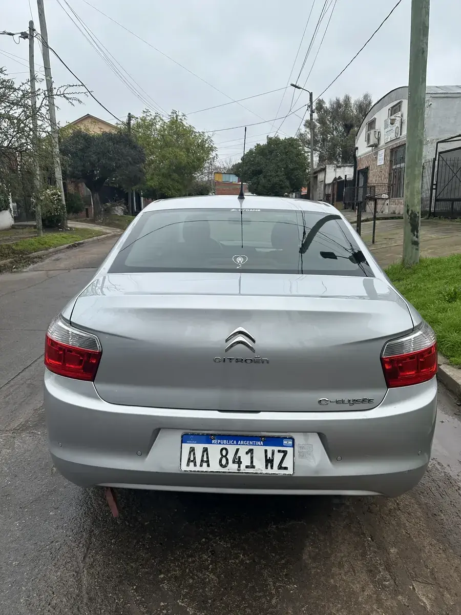 Citroën C-Elysée 1.6 Feel Vti 115 2017 - foto 4