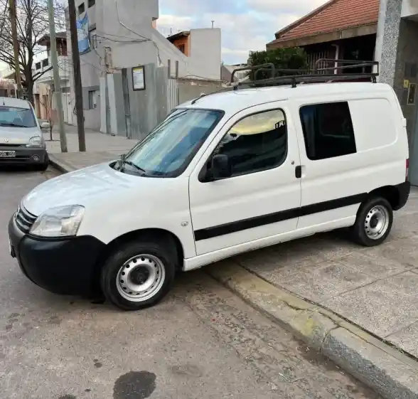 Citroën Berlingo Furgon 1.4 Bussines 75Cv 2023 - foto 3