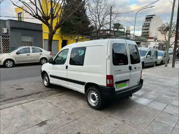 Citroën Berlingo Furgon 1.4 Bussines 75Cv 2023 - foto 5